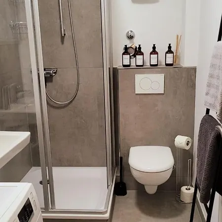 Modern Centrally Located Apartment